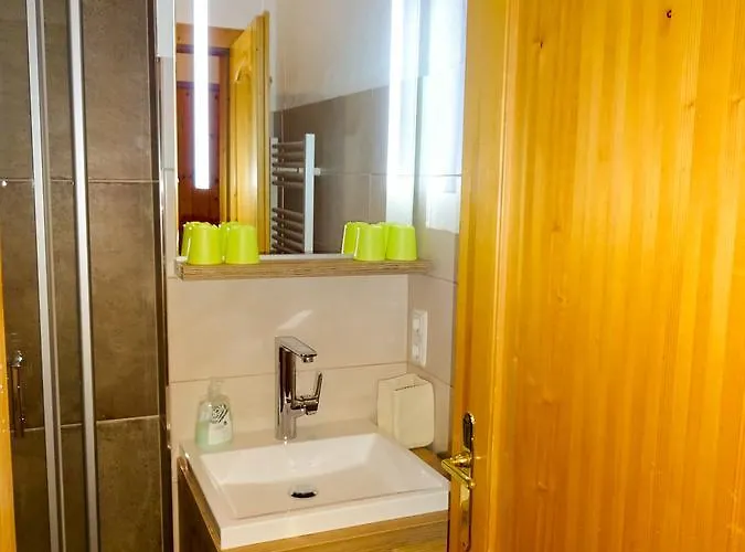 Appartementhaus Hollaus * צל-אם-זי